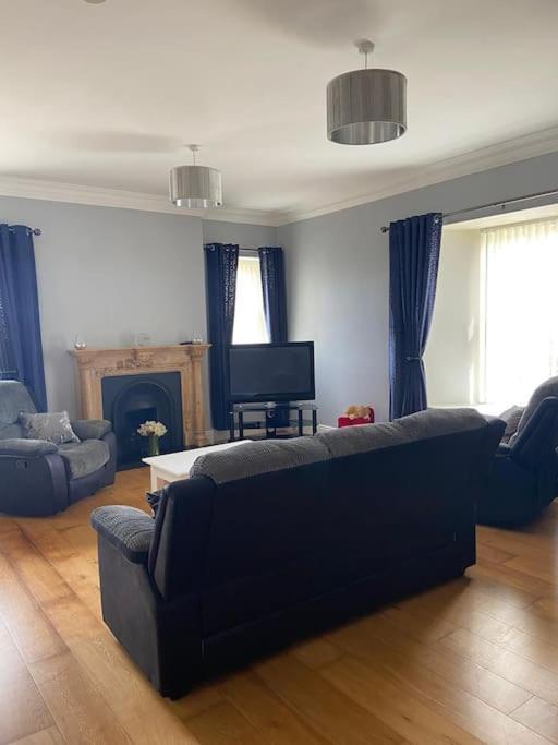 Stewarts House Apartment Newtownstewart Екстериор снимка