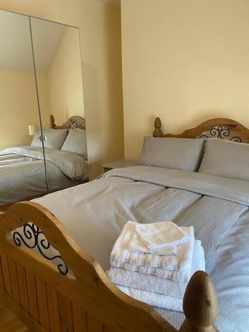 Stewarts House Apartment Newtownstewart Екстериор снимка
