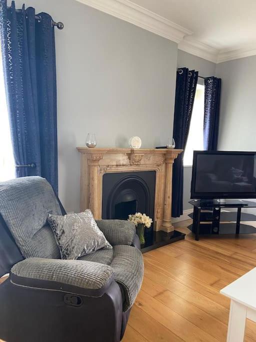 Stewarts House Apartment Newtownstewart Екстериор снимка